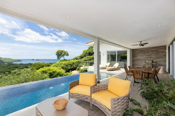 Casa Plumnelly Ocean-view Hillside Villa, Prenota  Hotel a Guanacaste con piscina, Piscina