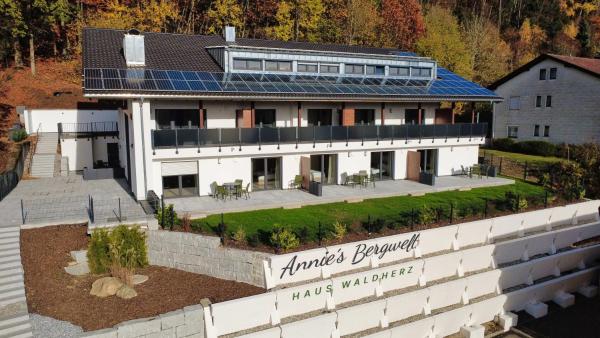 Annies Bergwelt Haus Waldherz, Book  Bavaria Hotels with a Parking, Parking