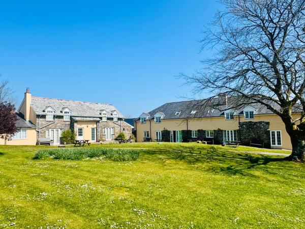 Torridge House Cottages, Prenota  Little Torrington Devon