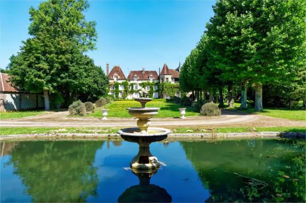Le Château du Fort Villiers-Saint-Benoît, Prenota  Villiers-Saint-Benoît Borgogna