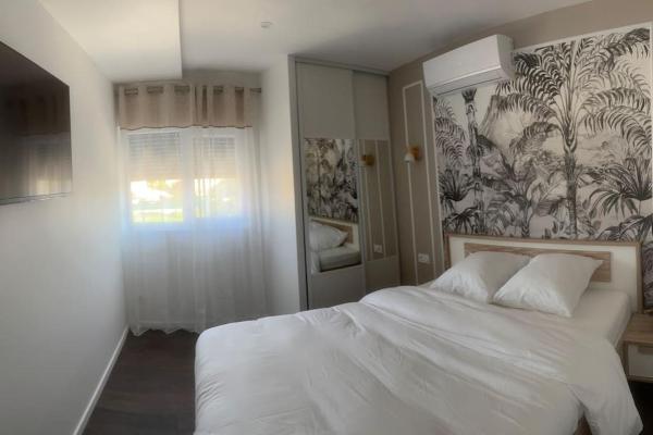 Villa Jacqueline, Book  coutances Normandy