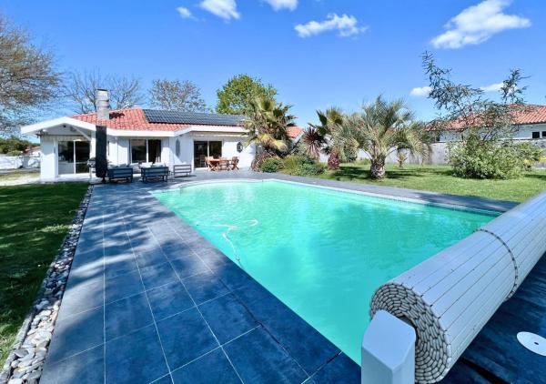 La Villa Capucine, Reserva ahora  Hoteles en Aquitania con aparcamiento, Aparcamiento