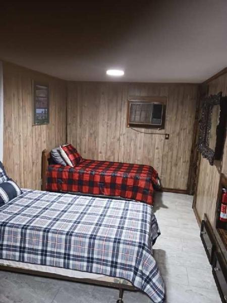 two story cabin at reelfoot, Buchen Sie  Samburg Tennessee