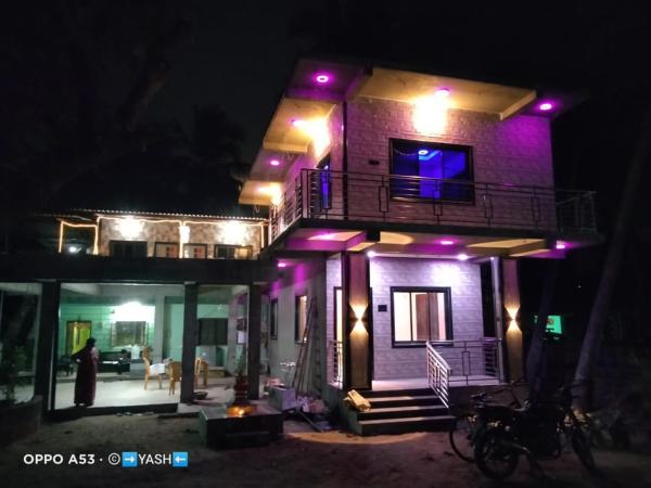 Khot Holiday Homestay, Réserver Hôtel Hôtels à Malvan avec parking, Parking