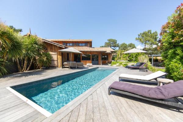 Villa Palombes au Cap Ferret charming villa with swimming pool, Prenota  Hotel con piscina a Cap Ferret Peninsula, Piscina