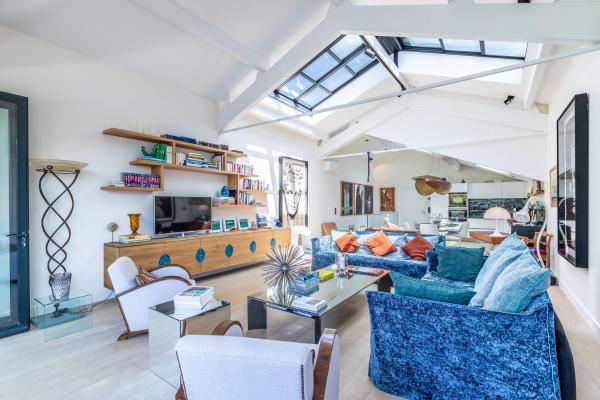 Villa Elisa - Maison esprit loft 500m plage, Prenota  Hotel a Aquitania con parcheggio, Parcheggio