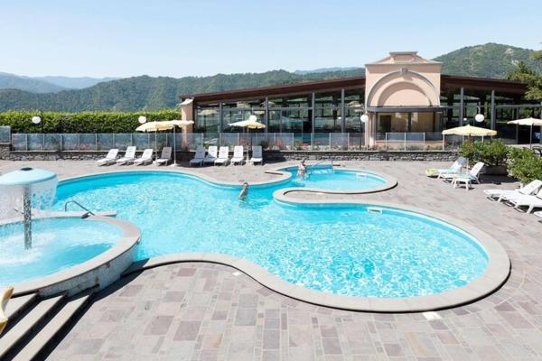 Apartment in the Antico Borgo I Cancelli residence in Palazzuolo, Buchen Sie Ferienwohnung Hotels in Mugello mit Pool, Schwimmbad