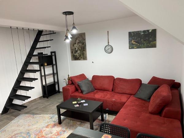 Dvosobni apartmani KopaNiK, Kopaonik, Buchen Sie  Hotels in Zentralserbien mit Parkplatz, Parkplätze