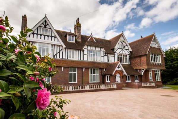 the grange boutique guest house, Prenota Hotel Rockbeare Devon