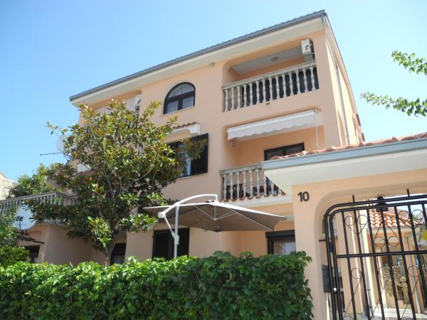 ELMA Apartments in a quiet area, Reserva ahora Apartamento Hoteles en Kvarner con aparcamiento, Aparcamiento