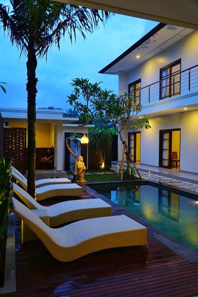 Puri Warung Villa & Guest House, Reserva ahora  Hoteles en Bali con desayuno, Desayunos