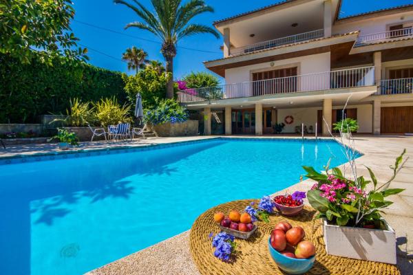 Ideal Property Mallorca - Angelo, Buchen Sie  Can Picafort Mallorca