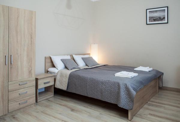 Pokoje w Kuźnicy u Andrzeja, Reserva ahora  Hoteles en Pomerania con aparcamiento, Aparcamiento