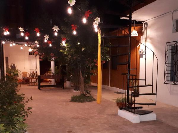 Casa Lao Centro, Buchen Sie  Zihuatanejo 