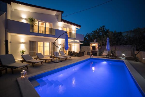 Villa Sunset, Buchen Sie  Hotels in Gespanschaft Split-Dalmatien mit Pool, Schwimmbad