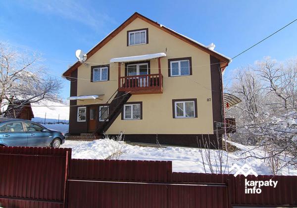 Садиба "Барвінок", Réserver  Hôtels à Carpathians - Ukraine avec parking, Parking