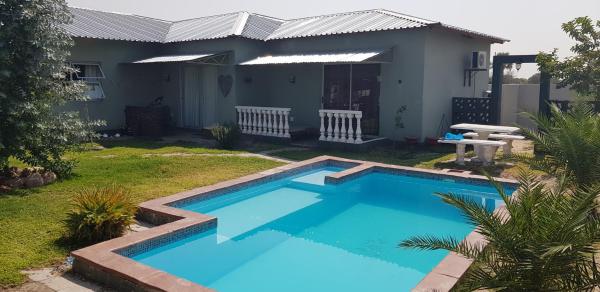 Villa Graf, Reserva ahora  Ongwediva Namibia