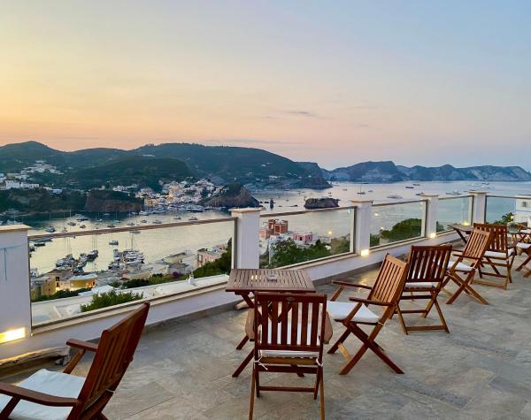Domus Ɫ Ponza SeaView, Buchen Sie  Ponza Pontine
