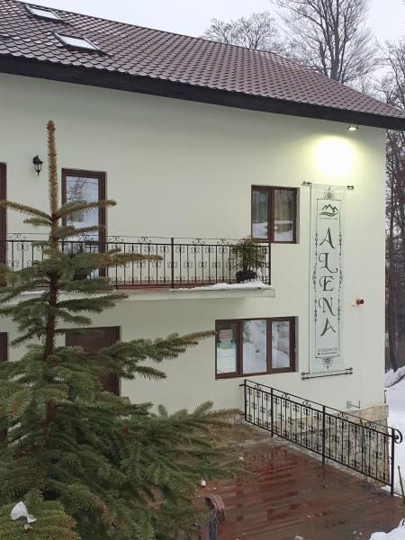 Cabana Alena, Prenota  Lupeni Hunedoara