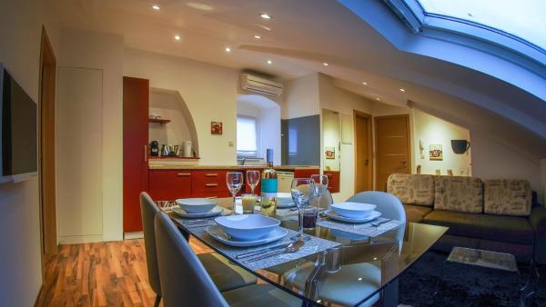 BB-Pomerio 1&2, Reserva ahora  Hoteles en Kvarner con aparcamiento, Aparcamiento