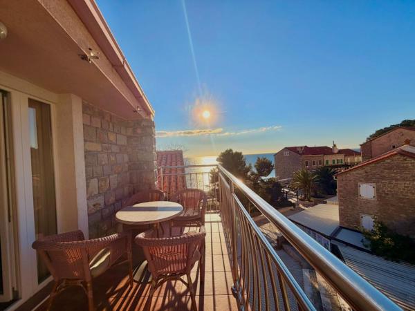 Beachfront Apartments Oaza 1, Book Apartment Petrovac na Moru 
