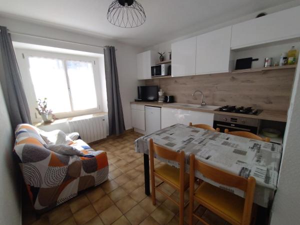 Les Appartements de Johann, Prenota  Hotel a Alvernia con parcheggio, Parcheggio