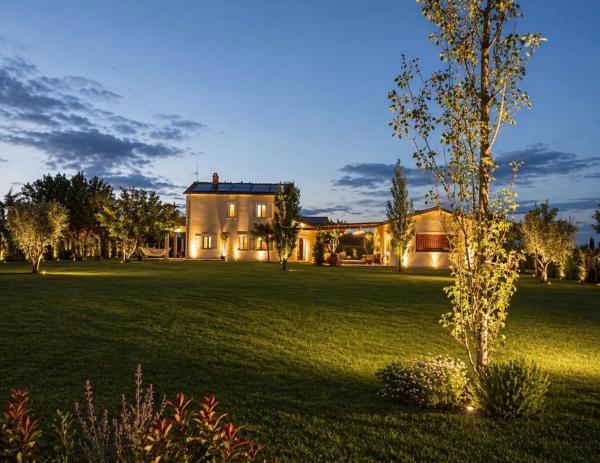 Si Sofia country house, Buchen Sie  Hotels in Salerno mit Parkplatz, Parkplätze