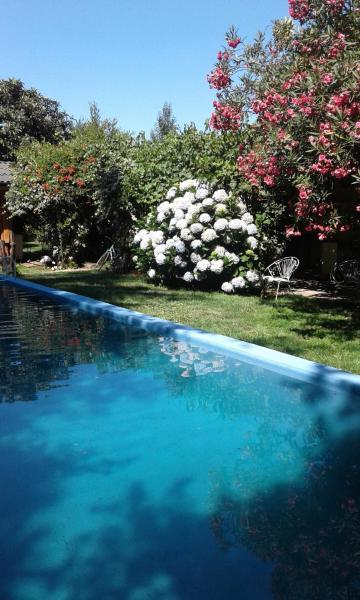Hostal Puerta del Sol Molina, Book  Hotels in Maule Region with Parking, Parking