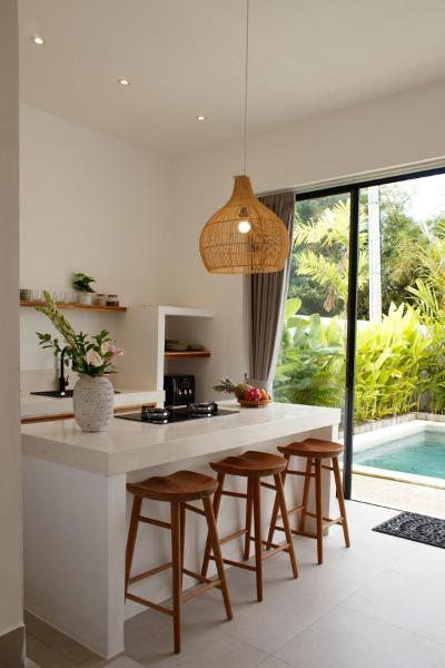Jaya Villa 4, Uluwatu, Reserva ahora  Hoteles con piscina en Bali, Piscina