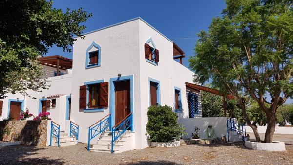 ANDREAS Beach Studios