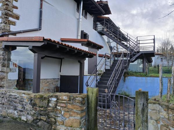 Albergue Rural Montebaserria, Réserver  Ziortza-Bolibar 
