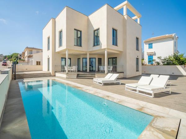 Son Serra Paradise, Beachfront Villa, Prenota  Son Serra de Marina Maiorca
