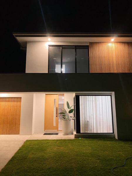 Villa Solana, Prenota  Albury Murray River