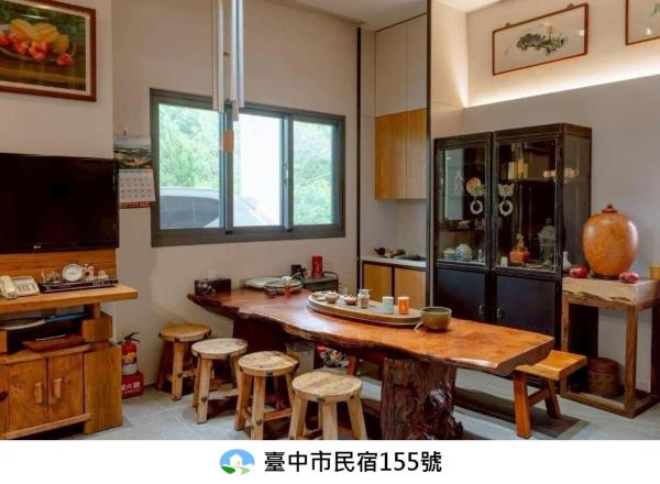 山禾湖畔, Buchen Sie  Hotels in Xinshe mit Parkplatz, Parkplätze