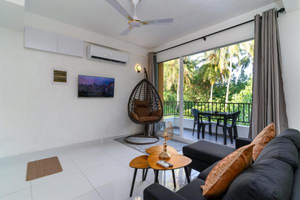 La Sky Stay, Reserva ahora  Hoteles en Alif Alif Atoll con aparcamiento, Aparcamiento