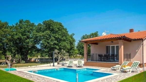 Villa Leona by Villas Guide, Book  Mednjan Istria