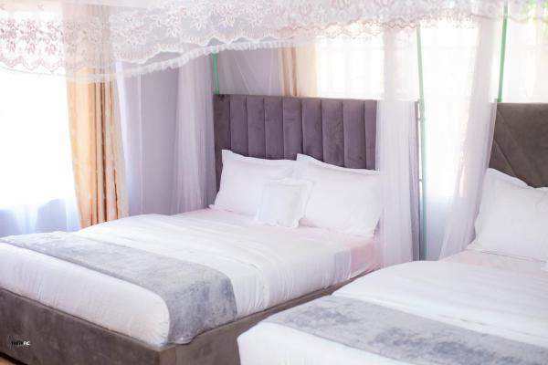 Veros Guest House, Réserver  Hôtels à Lilongwe avec parking, Parking