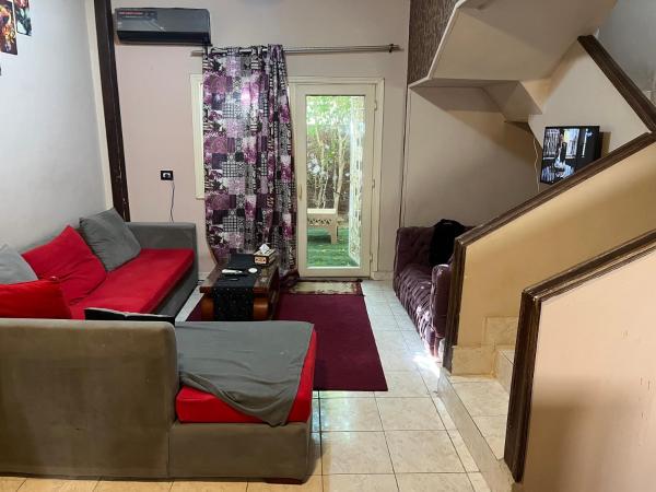 Cozy Mini Villa with a backyard, Prenota  Città del 6 ottobre Giza Governorate