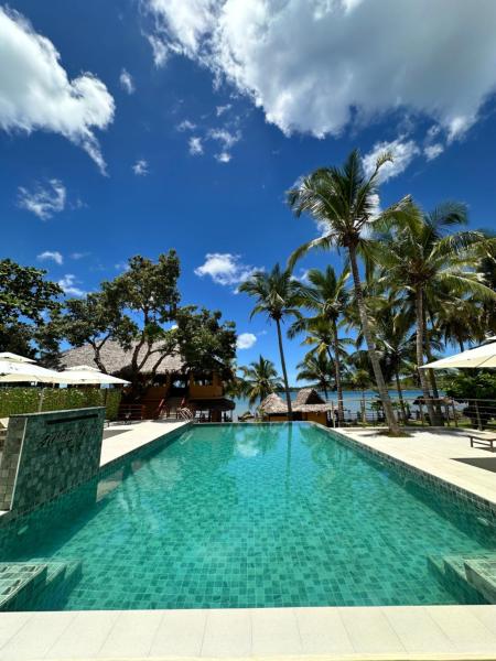 Holiday Beach Hotel, Buchen Sie  Bemoko 