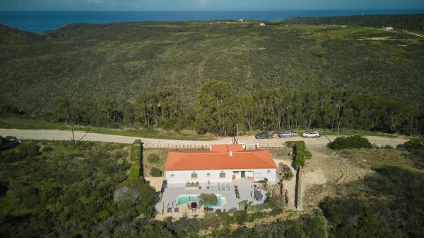 Villa Hideaway - Splendid Sea View with a Pool, Prenota  Hotel a Algarve con parcheggio, Parcheggio