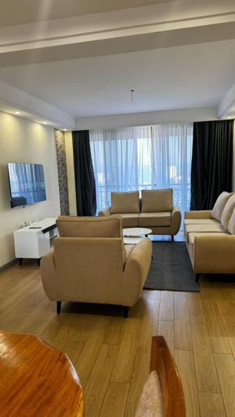 stunning two bedroom apartment with ample parking space swimming pool fully equipped gym and relaxing rooftop with city views, Buchen Sie Ferienwohnung Nairobi CBD Nairobi