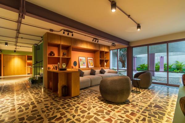 Nico Hotel & Residences
