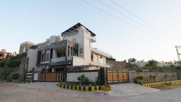 Haveli Inn Resort, Buchen Sie  Hotels in Islamabad mit Parkplatz, Parkplätze