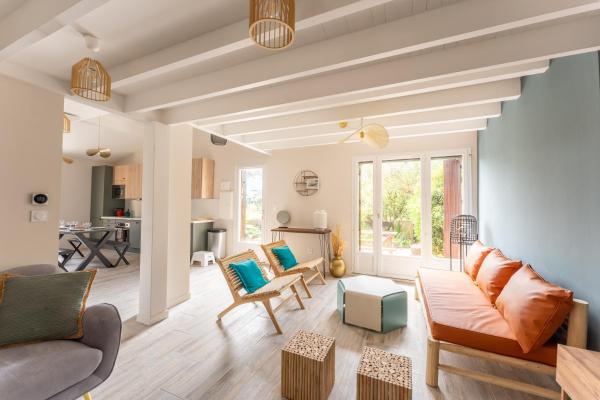 Villa rénovée, Seignosse, Reserva ahora  Hoteles en Aquitania con aparcamiento, Aparcamiento