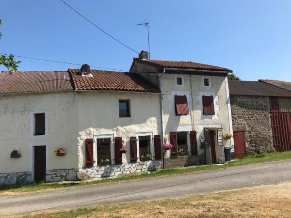 Les Pipistrelles de Planechaud, Buchen Sie  Hotels in Limousin mit Parkplatz, Parkplätze