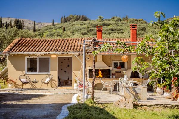 Destinys Village II, Prenota  Romírion 