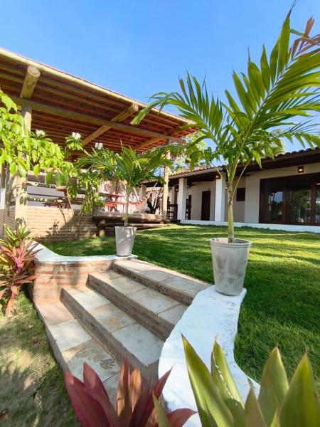Villa Tarifa Icaraizinho, Reserva ahora  Hoteles en Noreste de Brasil con aparcamiento, Aparcamiento