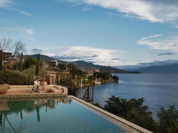 Hushan Yunyin Qingshan Cliff Hotel, Buchen Sie  Dali Shuanglang Yunnan