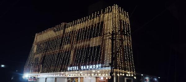 Hotel Harmony, Buchen Sie  Virpur 