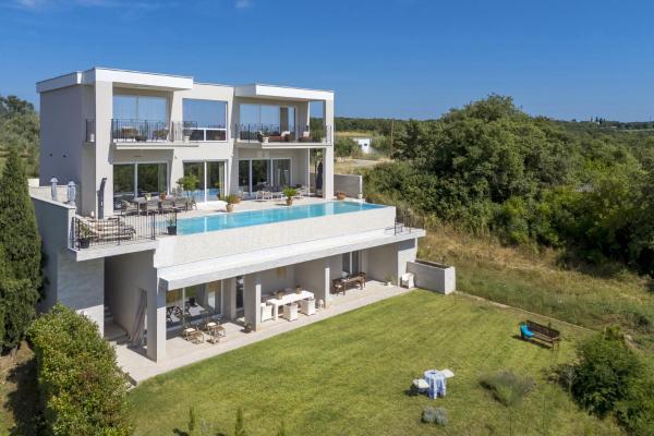 Villa Palazzo Buie, Book  Bibali Istria